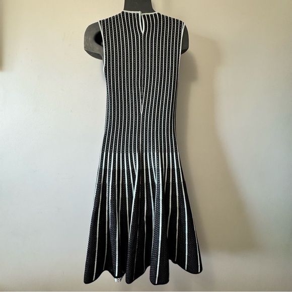 Vicedomini Italy Black and White Striped Dress Large - Picture 6 of 13